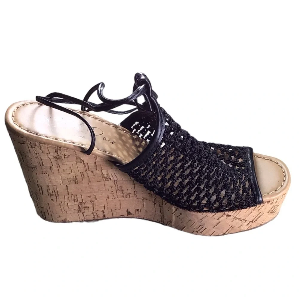 Wild Pair woman’s black knit brown cork Wedges size7